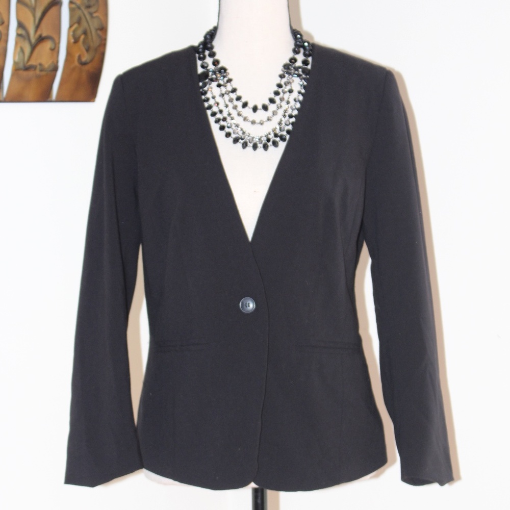 Kensie, black no collar blazer Medium G